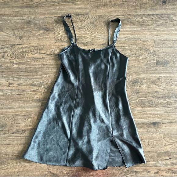 BLACK SLIP MINI DRESS - Picture 1 of 5